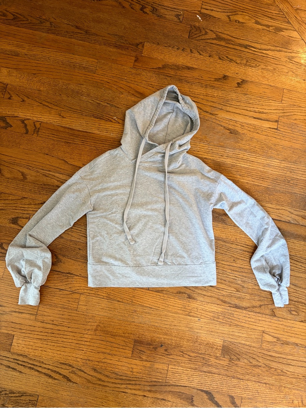 Alo Light Grey Heather Women's Cropped Hoodie Sweater